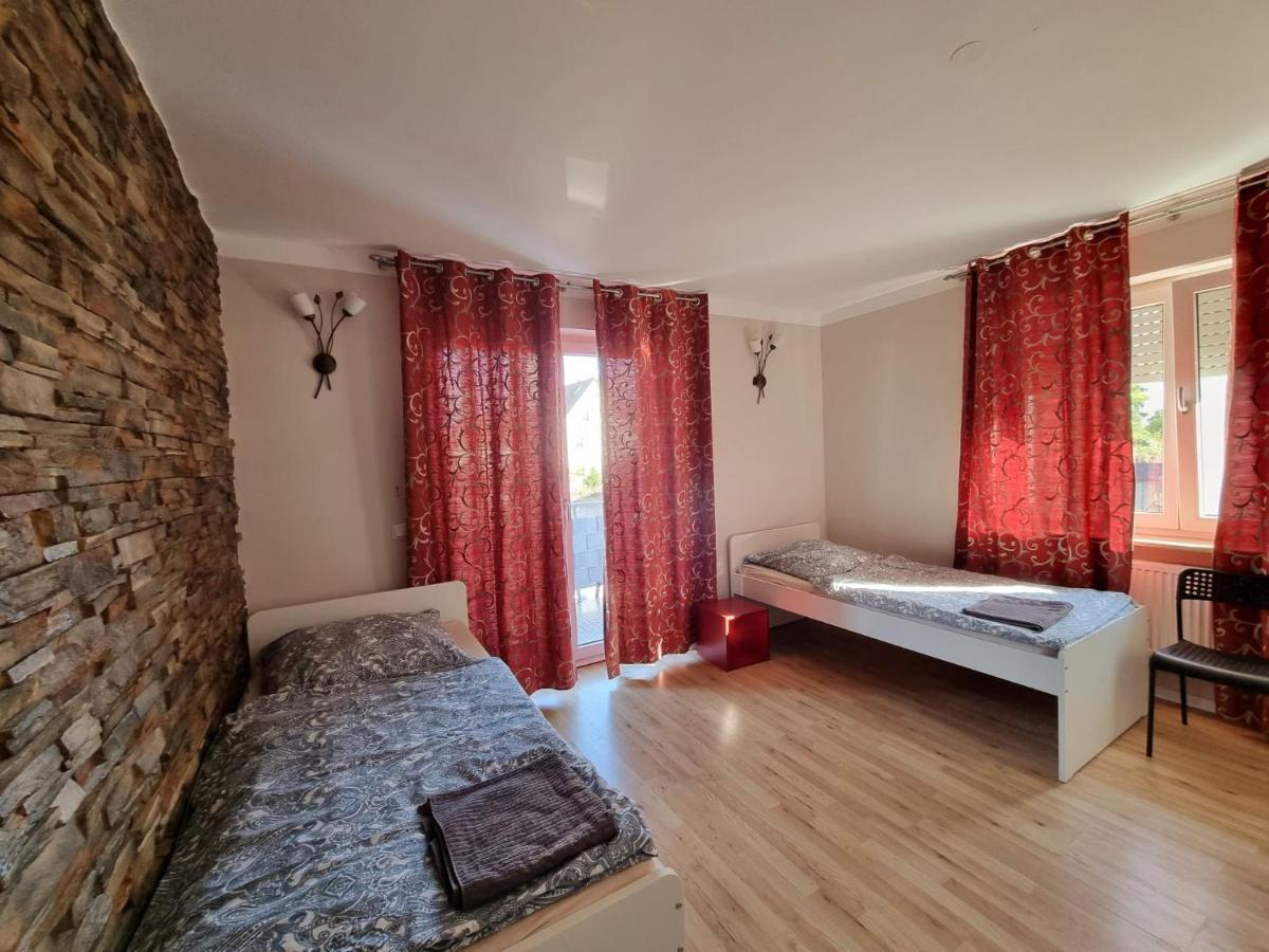 Monteurunterkunft Cadolzburg Экстерьер фото